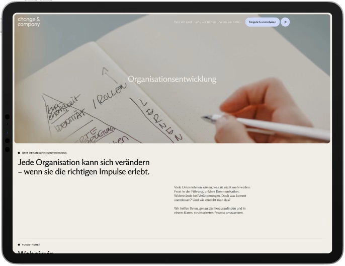 iPad mit Change & Company Website